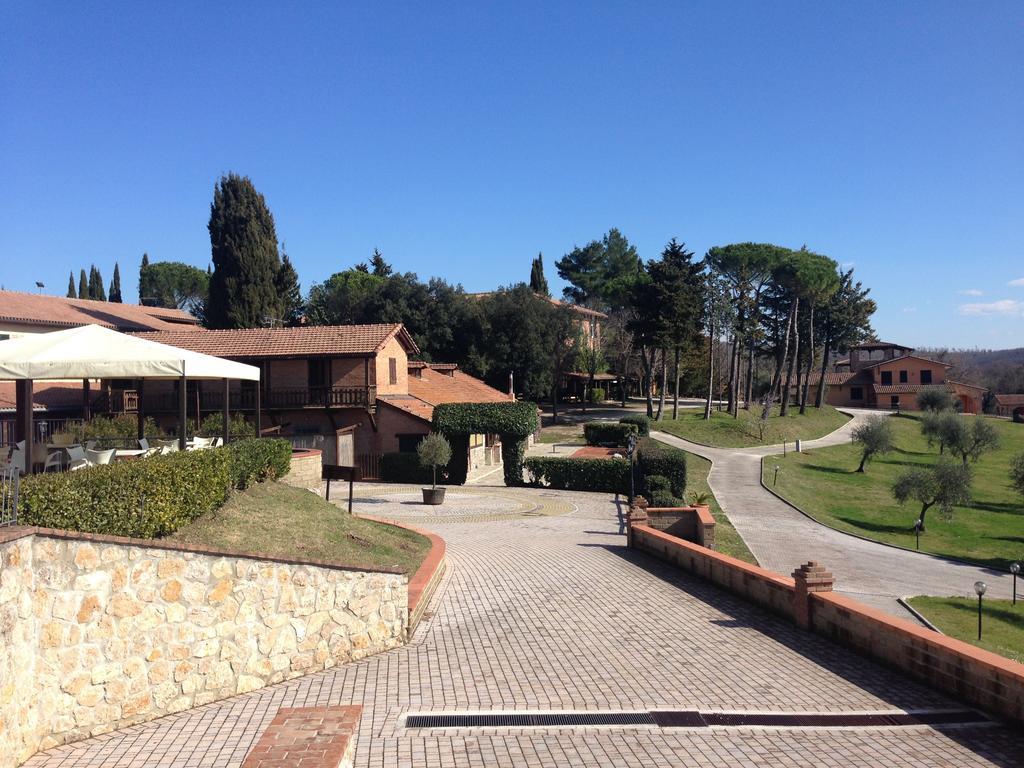 Pian Dei Mucini Resort Il Borgo Massa Marittima Exterior foto