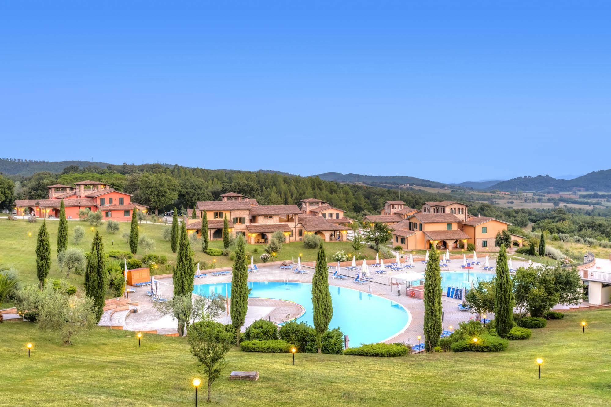 Pian Dei Mucini Resort Il Borgo Massa Marittima Exterior foto
