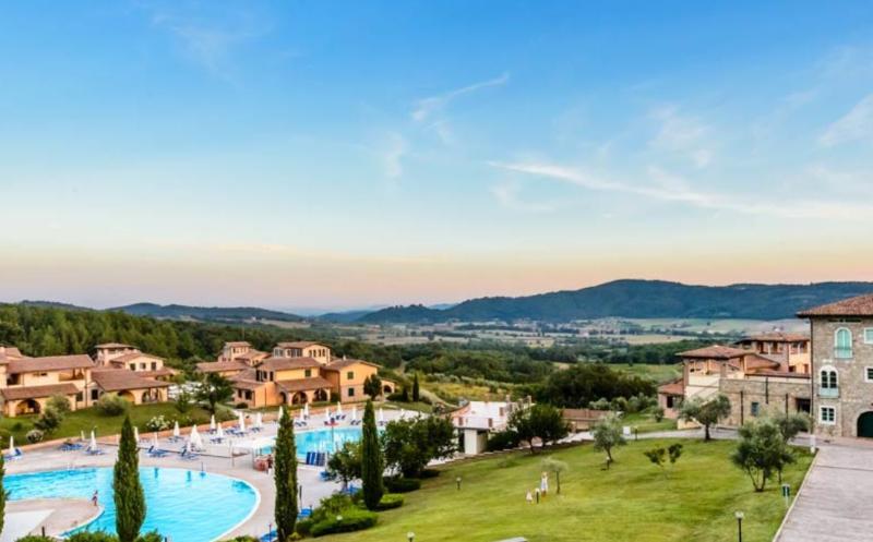 Pian Dei Mucini Resort Il Borgo Massa Marittima Exterior foto